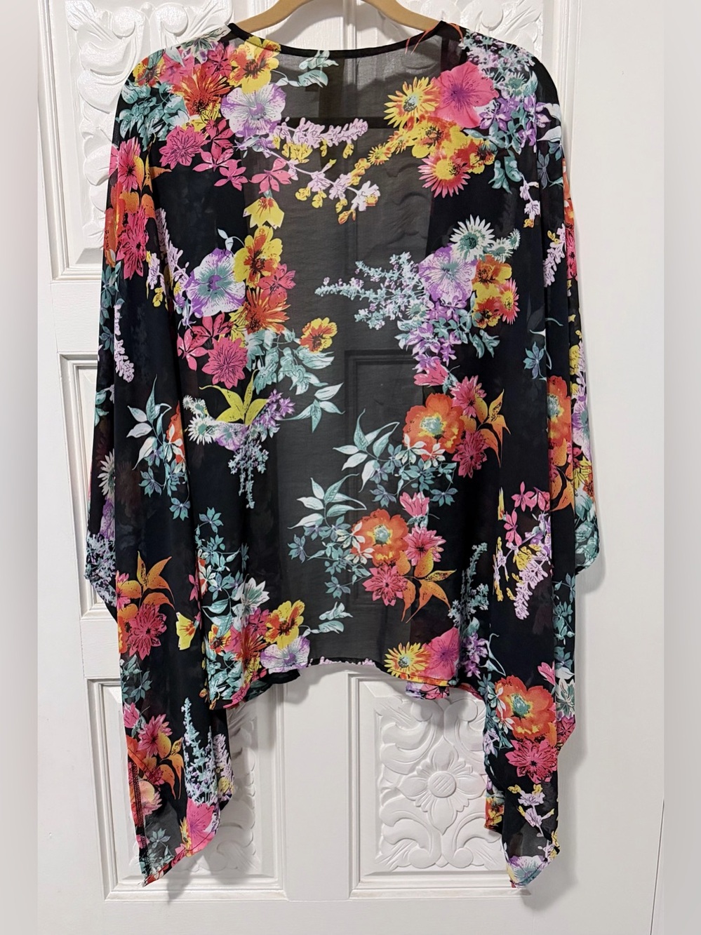 Sheer Black Floral Open Kimono/Swim cover up/Cardigan - Picture 5 of 7